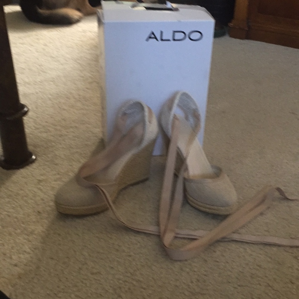 Wedge espadrilles